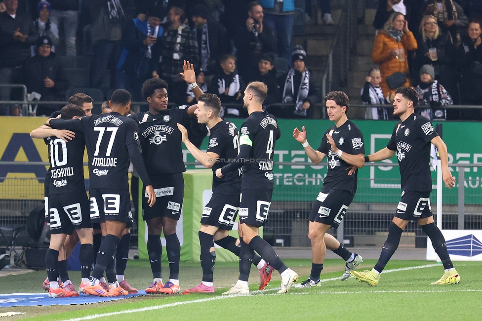 Sturm Graz - Salzburg
Oesterreichische Fussball Bundesliga, 13. Runde, SK Sturm Graz - FC Salzburg, Stadion Liebenau Graz, 26.10.2025. 

Foto zeigt die Mannschaft von Sturm
Schlüsselwörter: torjubel