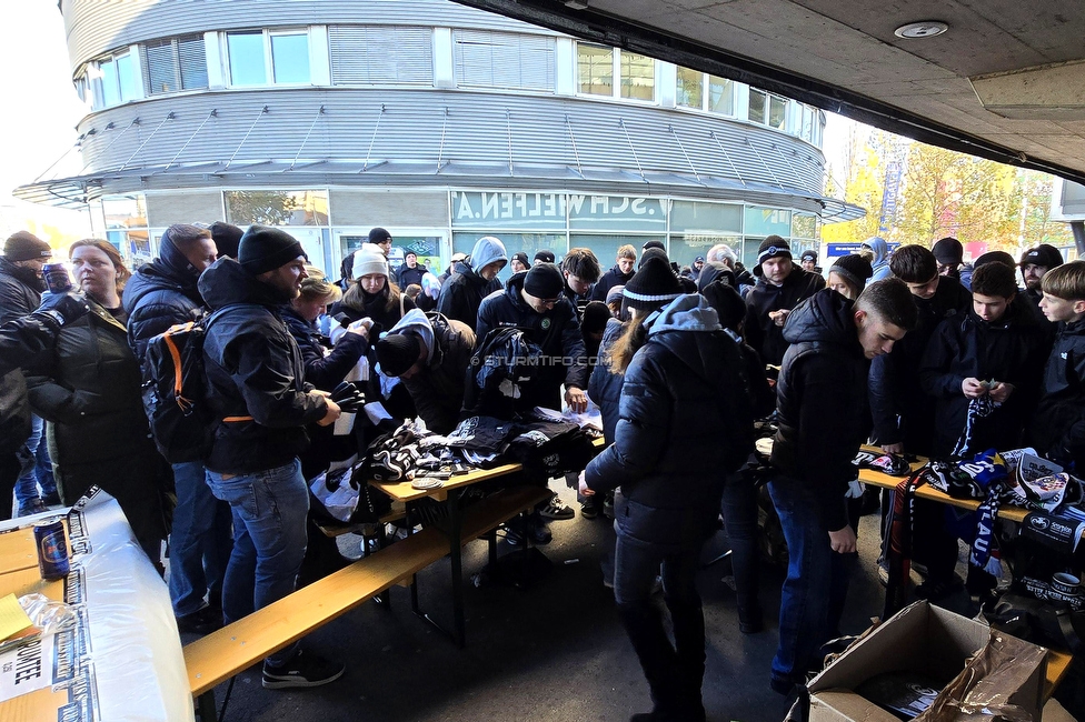 Sturm Graz - LASK
Oesterreichische Fussball Bundesliga, 14. Runde, SK Sturm Graz - LASK, Stadion Liebenau Graz, 23.11.2025. 

Foto zeigt das Vereinsfest von Schwoaze Helfen
