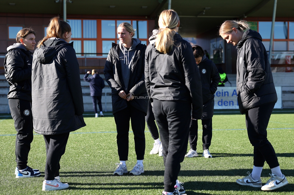 Sturm Damen - Suedburgenland Hartberg
OEFB Frauen Bundesliga, 13. Runde, SK Sturm Graz Damen - SpG Suedburgenland TSV Hartberg, Koralmstadion Deutschlandsberg, 23.11.2025. 

Foto zeigt die Mannschaft der Sturm Damen
