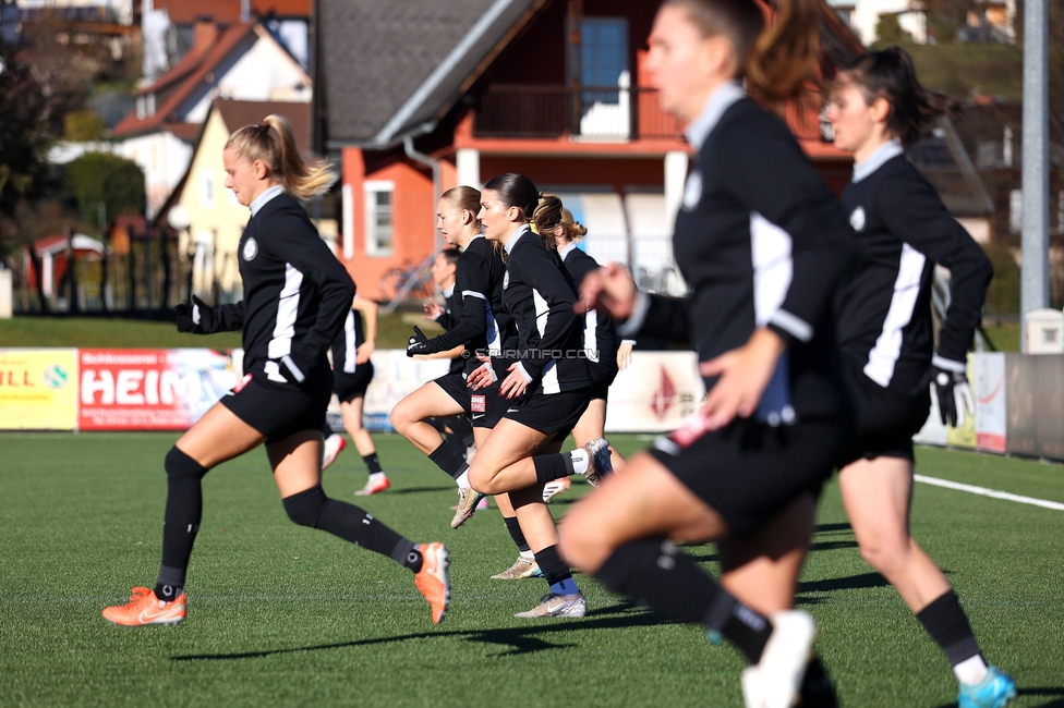 Sturm Damen - Suedburgenland Hartberg
OEFB Frauen Bundesliga, 13. Runde, SK Sturm Graz Damen - SpG Suedburgenland TSV Hartberg, Koralmstadion Deutschlandsberg, 23.11.2025. 

Foto zeigt die Mannschaft der Sturm Damen
