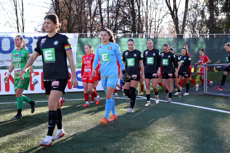 Sturm Damen - Suedburgenland Hartberg
OEFB Frauen Bundesliga, 13. Runde, SK Sturm Graz Damen - SpG Suedburgenland TSV Hartberg, Koralmstadion Deutschlandsberg, 23.11.2025. 

Foto zeigt die Mannschaft der Sturm Damen
