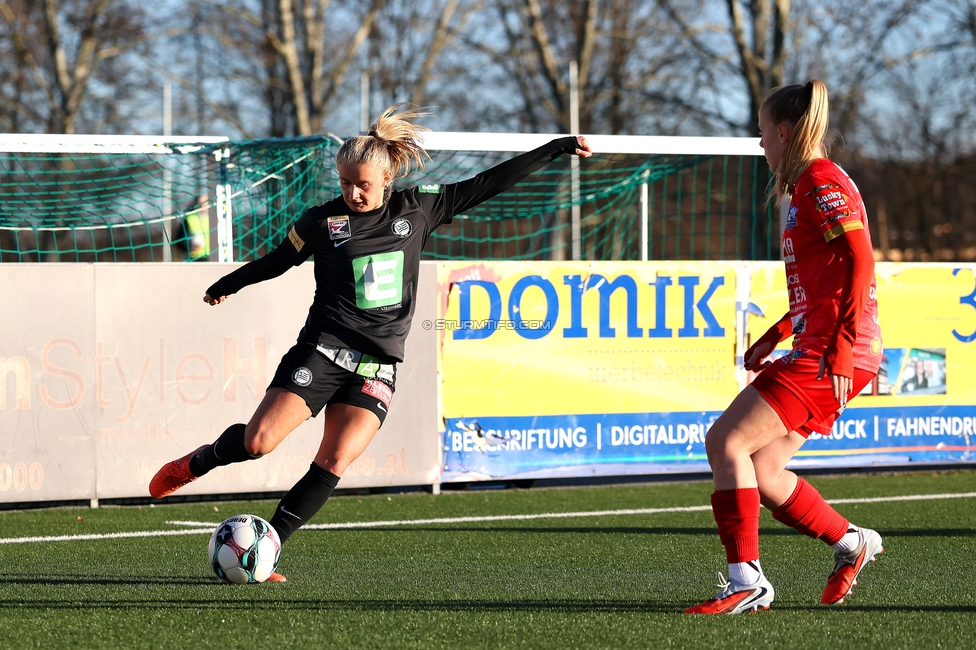 Sturm Damen - Suedburgenland Hartberg
OEFB Frauen Bundesliga, 13. Runde, SK Sturm Graz Damen - SpG Suedburgenland TSV Hartberg, Koralmstadion Deutschlandsberg, 23.11.2025. 

Foto zeigt Sandra Jakobsen (Sturm Damen)

