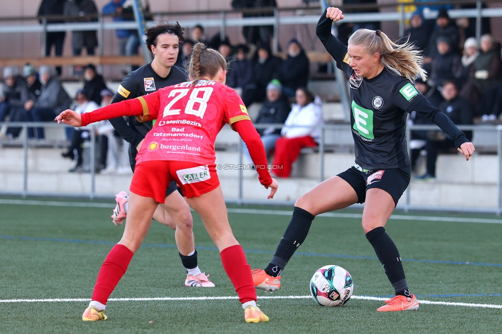 Sturm Damen - Suedburgenland Hartberg
OEFB Frauen Bundesliga, 13. Runde, SK Sturm Graz Damen - SpG Suedburgenland TSV Hartberg, Koralmstadion Deutschlandsberg, 23.11.2025. 

Foto zeigt Sandra Jakobsen (Sturm Damen)
