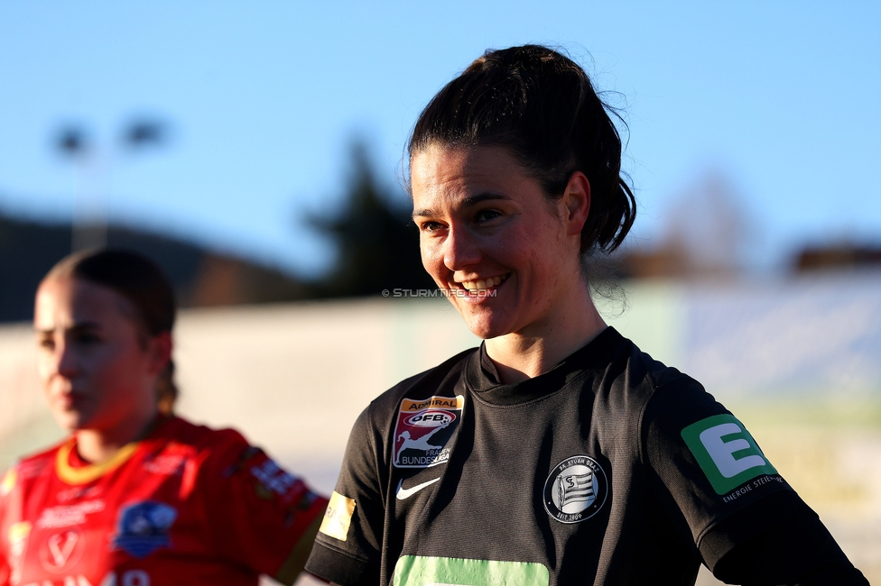 Sturm Damen - Suedburgenland Hartberg
OEFB Frauen Bundesliga, 13. Runde, SK Sturm Graz Damen - SpG Suedburgenland TSV Hartberg, Koralmstadion Deutschlandsberg, 23.11.2025. 

Foto zeigt Zala Kustrin (Sturm Damen)
