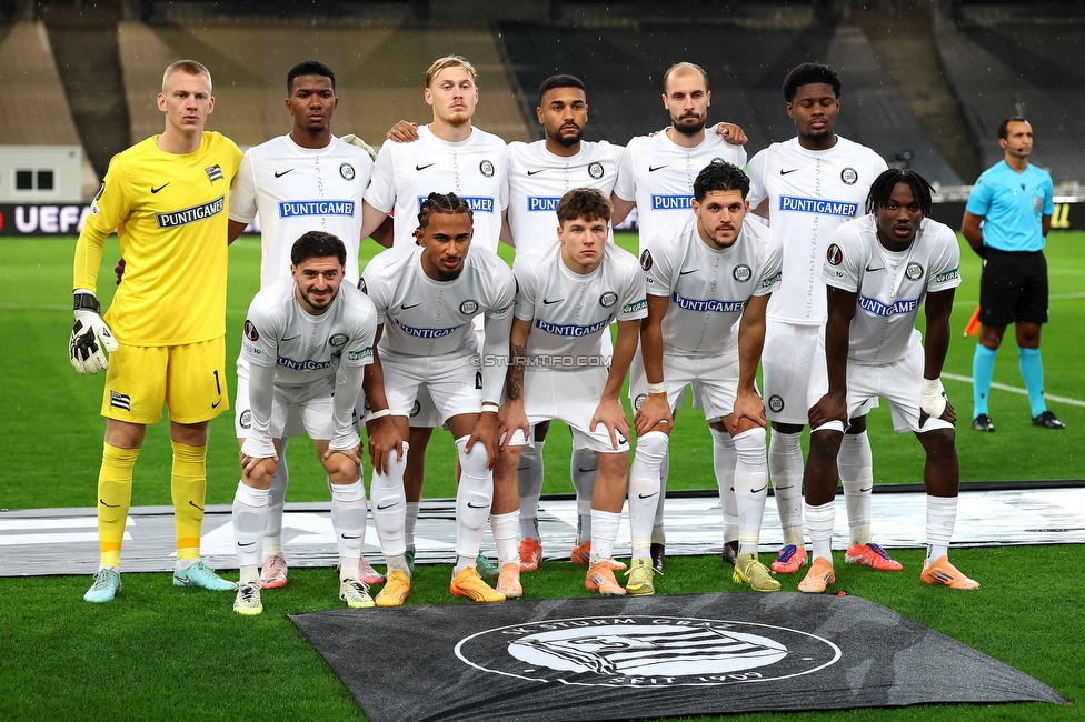 Panathinaikos - Sturm Graz
UEFA Europa League Gruppenphase 5. Spieltag, FC Panathinaikos - SK Sturm Graz, Olympiastadion Athen, 27.11.2025. 

Foto zeigt Fans von Sturm
