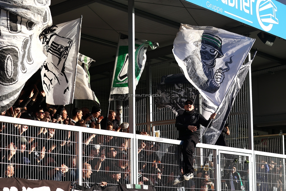 Hartberg - Sturm Graz
Oesterreichische Fussball Bundesliga, 15. Runde, TSV Hartberg - SK Sturm Graz, PROfertil Arena Hartberg, 30.11.2025. 

Foto zeigt Fans von Sturm
