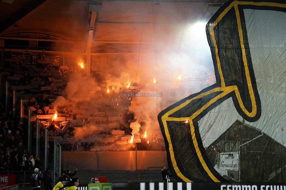 Sturm Graz - GAK
Oesterreichische Fussball Bundesliga, 16. Runde, SK Sturm Graz - Grazer AK, Stadion Liebenau Graz, 07.12.2025. 

Foto zeigt Fans von Sturm mit einer Choreografie
