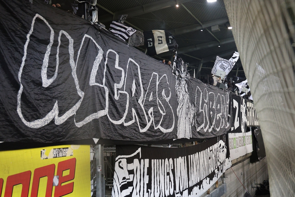Sturm Graz - GAK
Oesterreichische Fussball Bundesliga, 16. Runde, SK Sturm Graz - Grazer AK, Stadion Liebenau Graz, 07.12.2025. 

Foto zeigt Fans von Sturm mit einem Spruchband
Schlüsselwörter: repression