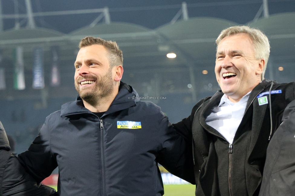 Sturm Graz - GAK
Oesterreichische Fussball Bundesliga, 16. Runde, SK Sturm Graz - Grazer AK, Stadion Liebenau Graz, 07.12.2025. 

Foto zeigt Juergen Saeumel (Cheftrainer Sturm) und Christian Jauk (Praesident Sturm)
