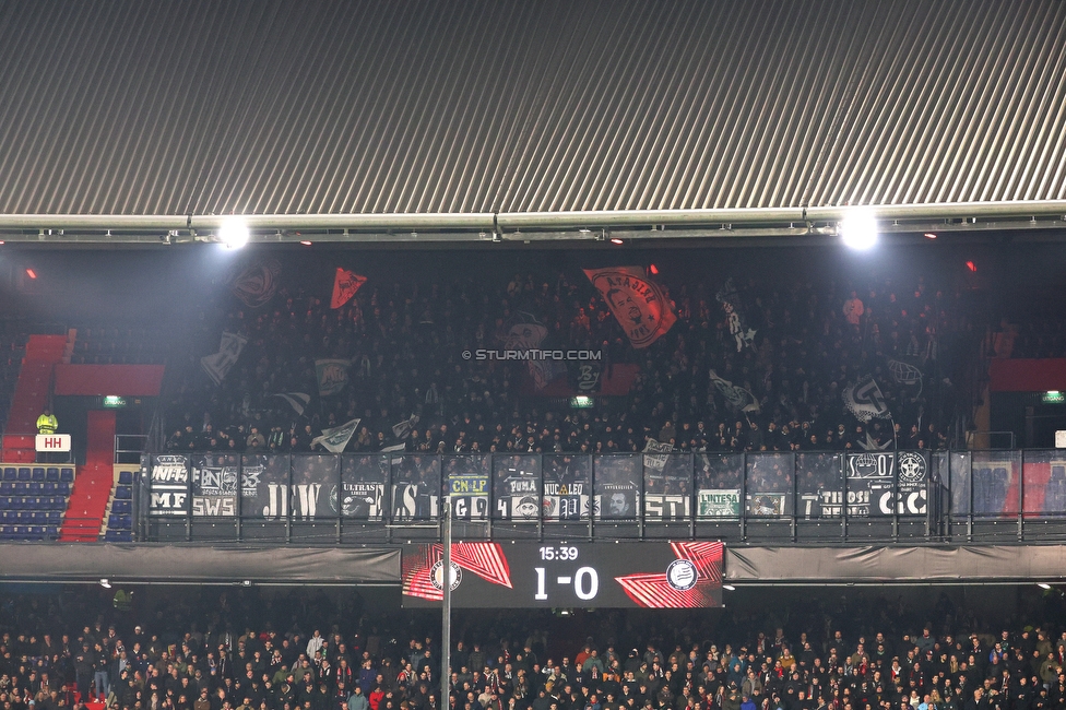 Feyenoord - Sturm Graz
UEFA Europa League Gruppenphase 7. Spieltag, Feyenoord Rotterdam - SK Sturm Graz, Stadion Feijenoord Rotterdam, 22.01.2026. Foto zeigt Fans von Sturm
