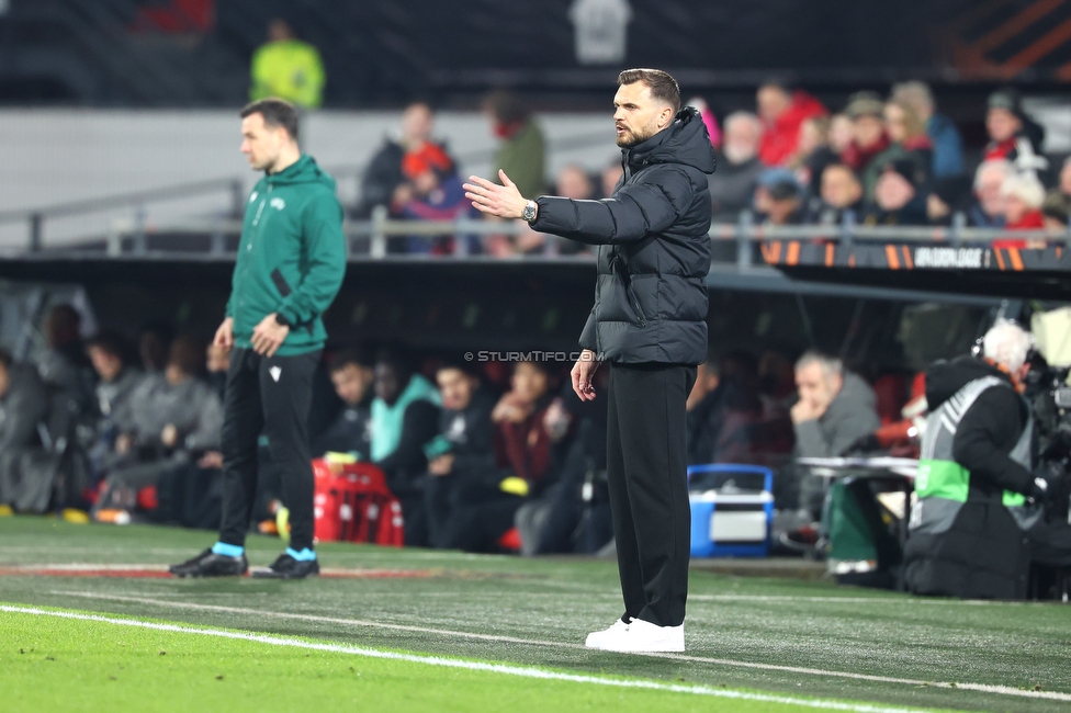 Feyenoord - Sturm Graz
UEFA Europa League Gruppenphase 7. Spieltag, Feyenoord Rotterdam - SK Sturm Graz, Stadion Feijenoord Rotterdam, 22.01.2026. Foto zeigt Juergen Saeumel (Cheftrainer Sturm)
