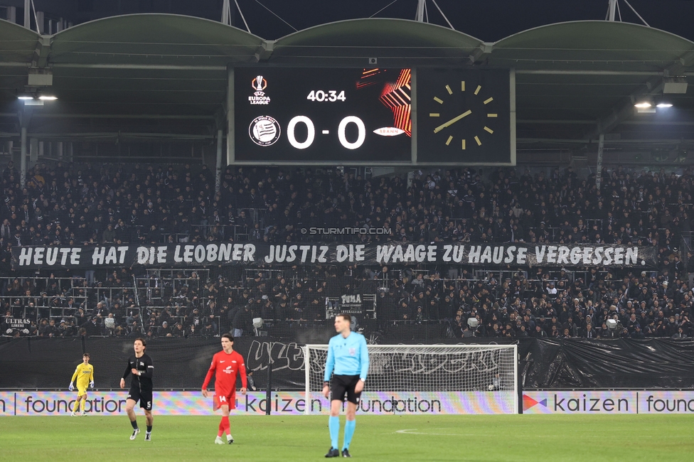 Sturm Graz - Brann Bergen
UEFA Europa League Gruppenphase 8. Spieltag, SK Sturm Graz - SK Brann Bergen, Stadion Liebenau Graz, 29.01.2026. Foto zeigt Fans von Sturm mit einem Spruchband
