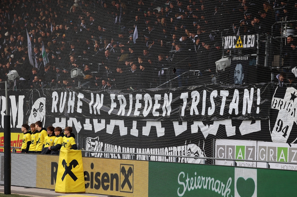 Sturm Graz - BW Linz
Oesterreichische Fussball Bundesliga, 20. Runde, SK Sturm Graz - Blau-Weiss Linz, Stadion Liebenau Graz, 22.02.2026. Foto zeigt Fans von Sturm mit einem Spruchband
