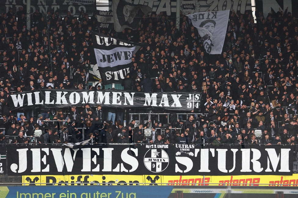 Sturm Graz - BW Linz
Oesterreichische Fussball Bundesliga, 20. Runde, SK Sturm Graz - Blau-Weiss Linz, Stadion Liebenau Graz, 22.02.2026. 

Foto zeigt Fans von Sturm mit einem Spruchband
Schlüsselwörter: jewels