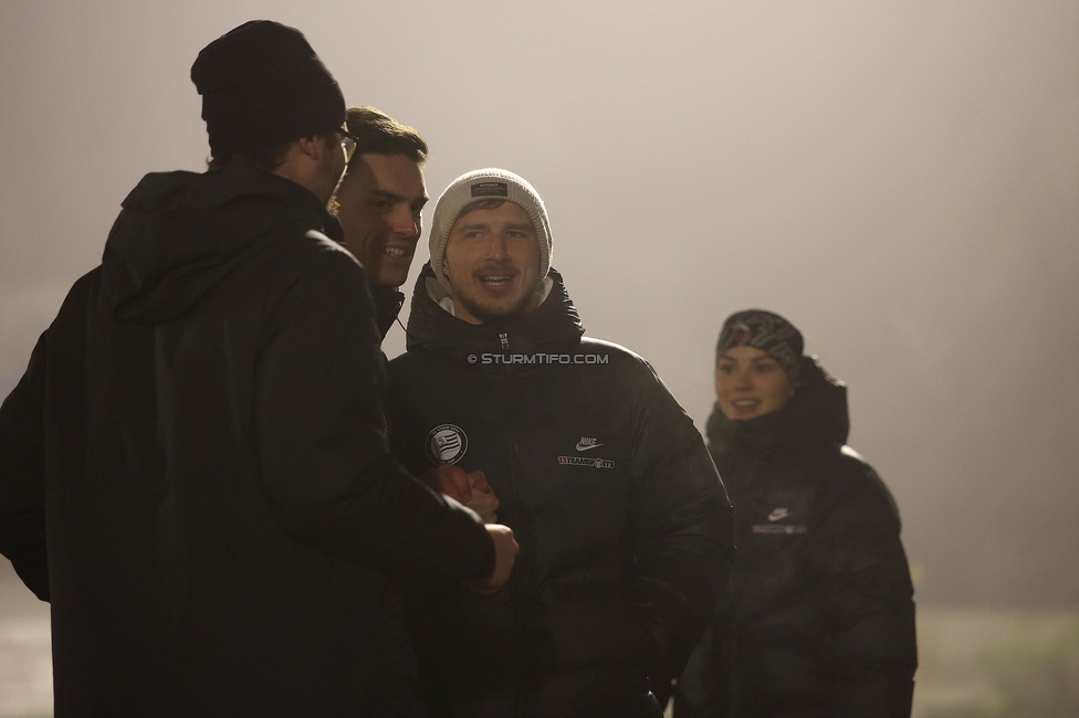 Sturm Damen - RB Salzburg
OEFB Frauen Bundesliga, 15. Runde, SK Sturm Graz Damen - RB Salzburg, Koralmstadion Deutschlandsberg , 21.02.2026. Foto zeigt das Trainerteam (Sturm Damen)
