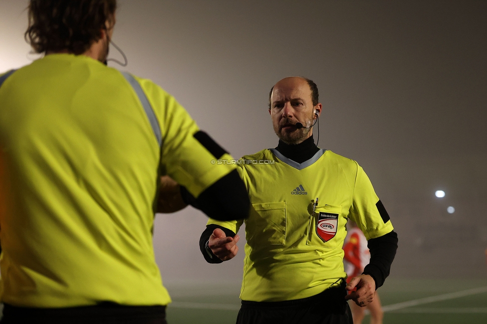 Sturm Damen - RB Salzburg
OEFB Frauen Bundesliga, 15. Runde, SK Sturm Graz Damen - RB Salzburg, Koralmstadion Deutschlandsberg , 21.02.2026. Foto zeigt das Schiedsrichterteam
