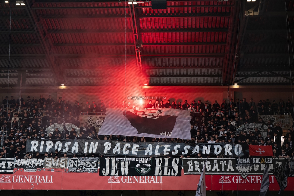 Austria Wien - Sturm Graz
Oesterreichische Fussball Bundesliga, 23. Runde, FK Austria Wien - SK Sturm Graz, Franz Horr Stadion Wien, 15.03.2026.

Foto zeigt Fans von Sturm mit einem Spruchband
Schlüsselwörter: pisa pyrotechnik
