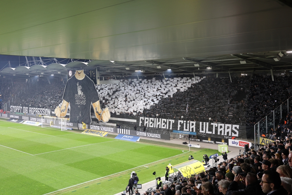 Sturm Graz - RB Salzburg
Oesterreichische Fussball Bundesliga, 24. Runde, SK Sturm Graz - FC RB Salzburg, Stadion Graz-Liebenau, 20.03.2026. Foto zeigt Fans von Sturm mit einer Choreografie
Schlüsselwörter: pyrotechnik
