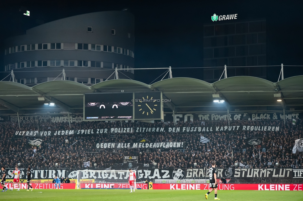 Sturm Graz - RB Salzburg
Oesterreichische Fussball Bundesliga, 24. Runde, SK Sturm Graz - FC RB Salzburg, Stadion Graz-Liebenau, 20.03.2026. Foto zeigt Fans von Sturm mit einem Spruchband
Schlüsselwörter: repression
