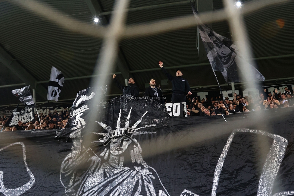Sturm Graz - RB Salzburg
Oesterreichische Fussball Bundesliga, 24. Runde, SK Sturm Graz - FC RB Salzburg, Stadion Graz-Liebenau, 20.03.2026. Foto zeigt Fans von Sturm
Schlüsselwörter: brigata vorsaenger