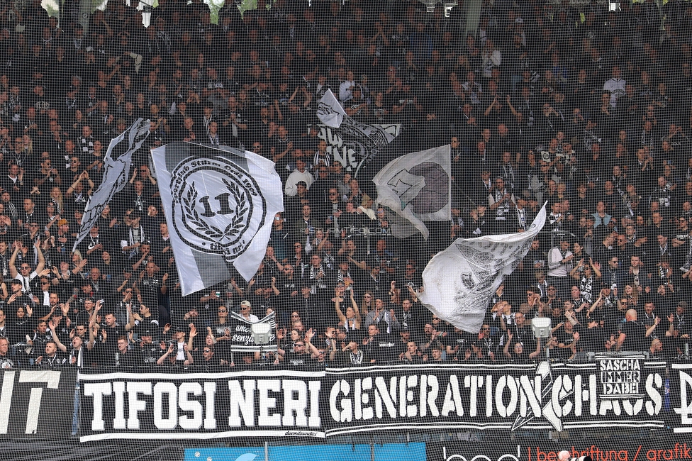 Sturm Graz - Hartberg
Oesterreichische Fussball Bundesliga, 26. Runde, SK Sturm Graz - TSV Hartberg, Stadion Graz-Liebenau, 12.04.2026. 

Foto zeigt Fans von Sturm
Schlüsselwörter: tifosi generationchaos