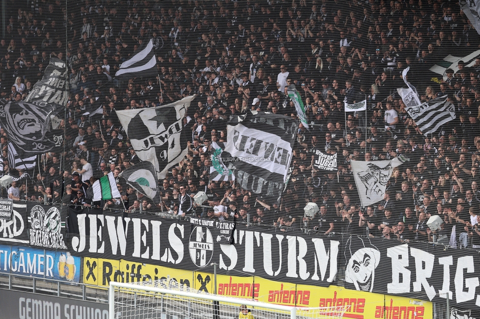 Sturm Graz - Hartberg
Oesterreichische Fussball Bundesliga, 26. Runde, SK Sturm Graz - TSV Hartberg, Stadion Graz-Liebenau, 12.04.2026. Foto zeigt Fans von Sturm
Schlüsselwörter: jewels