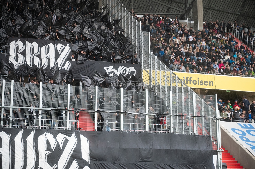LASK - Sturm Graz
Oesterreichische Fussball Bundesliga, 27. Runde, LASK - SK Sturm Graz, Arena Linz, 19.04.2026.

Foto zeigt Fans von Sturm mit einer Choreografie
