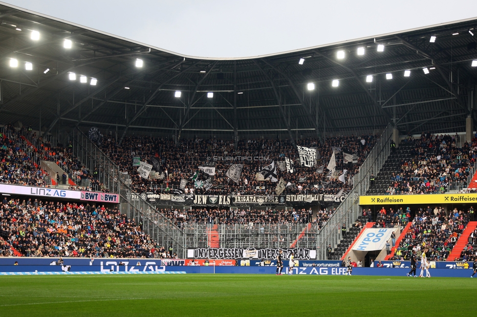 LASK - Sturm Graz
Oesterreichische Fussball Bundesliga, 27. Runde, LASK - SK Sturm Graz, Arena Linz, 19.04.2026.Foto zeigt Fans von Sturm
