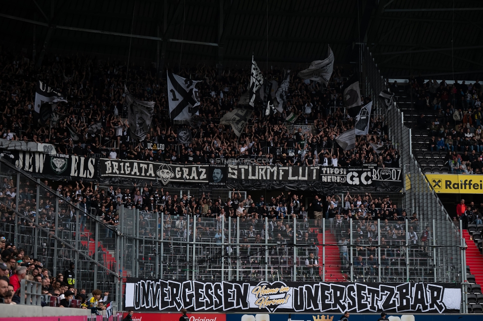 LASK - Sturm Graz
Oesterreichische Fussball Bundesliga, 27. Runde, LASK - SK Sturm Graz, Arena Linz, 19.04.2026.Foto zeigt Fans von Sturm
