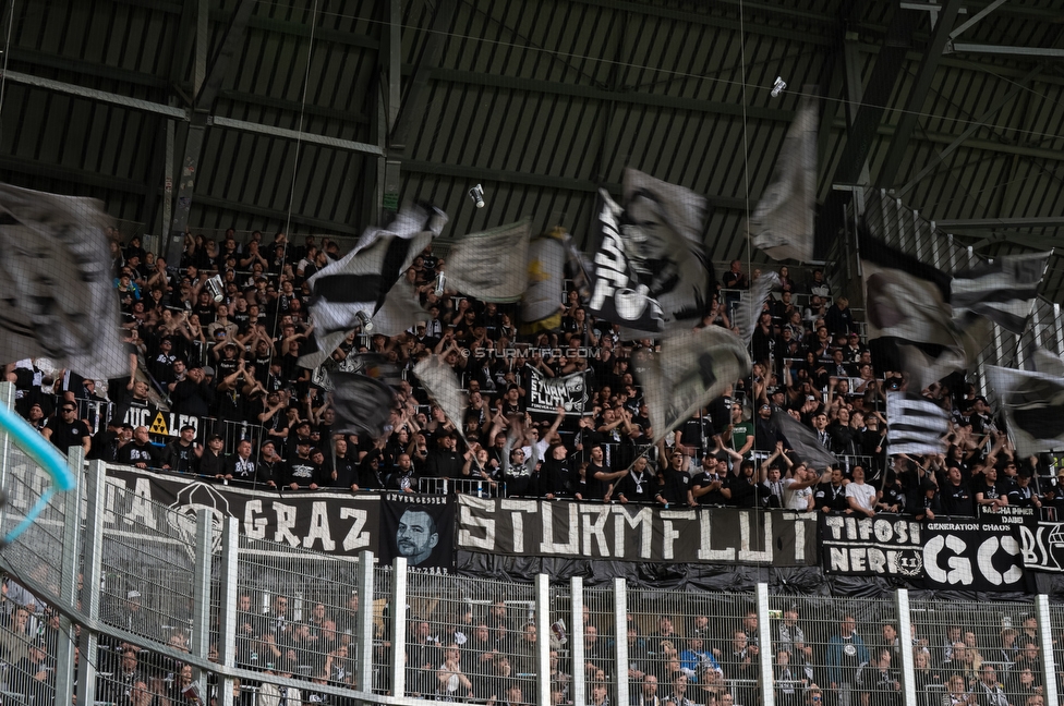 LASK - Sturm Graz
Oesterreichische Fussball Bundesliga, 27. Runde, LASK - SK Sturm Graz, Arena Linz, 19.04.2026.

Foto zeigt Fans von Sturm
