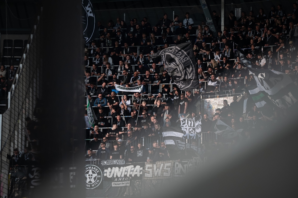 LASK - Sturm Graz
Oesterreichische Fussball Bundesliga, 27. Runde, LASK - SK Sturm Graz, Arena Linz, 19.04.2026.

Foto zeigt Fans von Sturm
Schlüsselwörter: unita