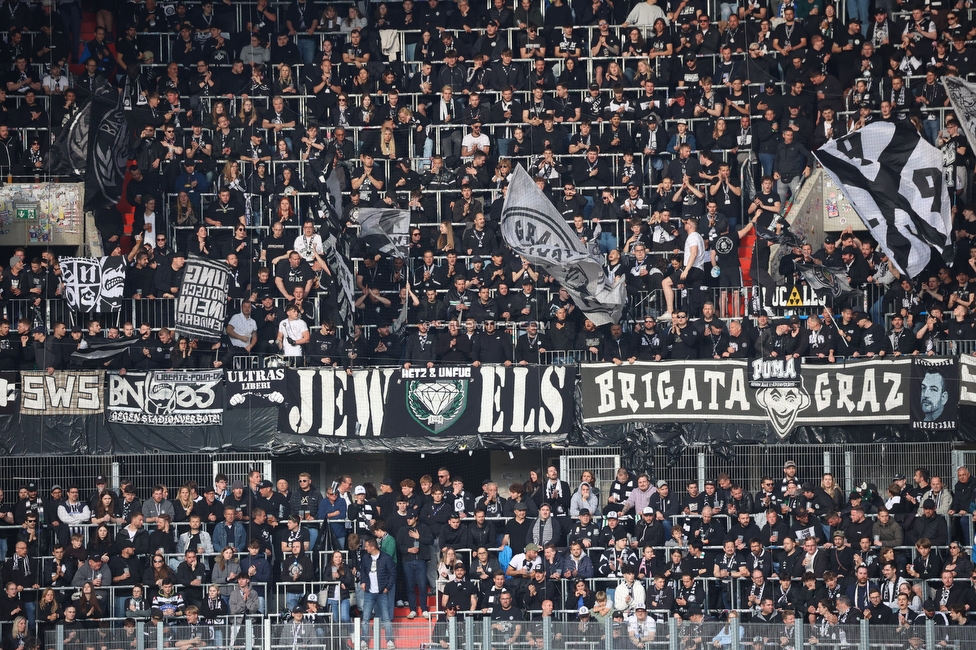 LASK - Sturm Graz
Oesterreichische Fussball Bundesliga, 27. Runde, LASK - SK Sturm Graz, Arena Linz, 19.04.2026.

Foto zeigt Fans von Sturm
Schlüsselwörter: jewels brigata bastion