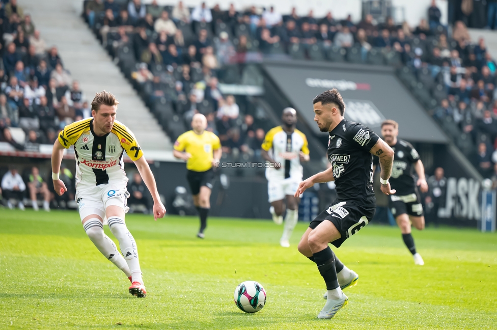 LASK - Sturm Graz
Oesterreichische Fussball Bundesliga, 27. Runde, LASK - SK Sturm Graz, Arena Linz, 19.04.2026.

Foto zeigt Jusuf Gazibegovic (Sturm)
