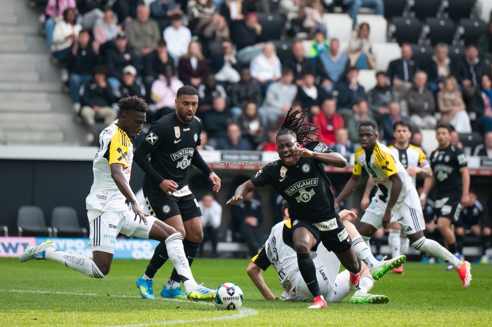 LASK - Sturm Graz
Oesterreichische Fussball Bundesliga, 27. Runde, LASK - SK Sturm Graz, Arena Linz, 19.04.2026.

Foto zeigt Maurice Malone (Sturm) und Ryan Fosso Ymefack (Sturm)
