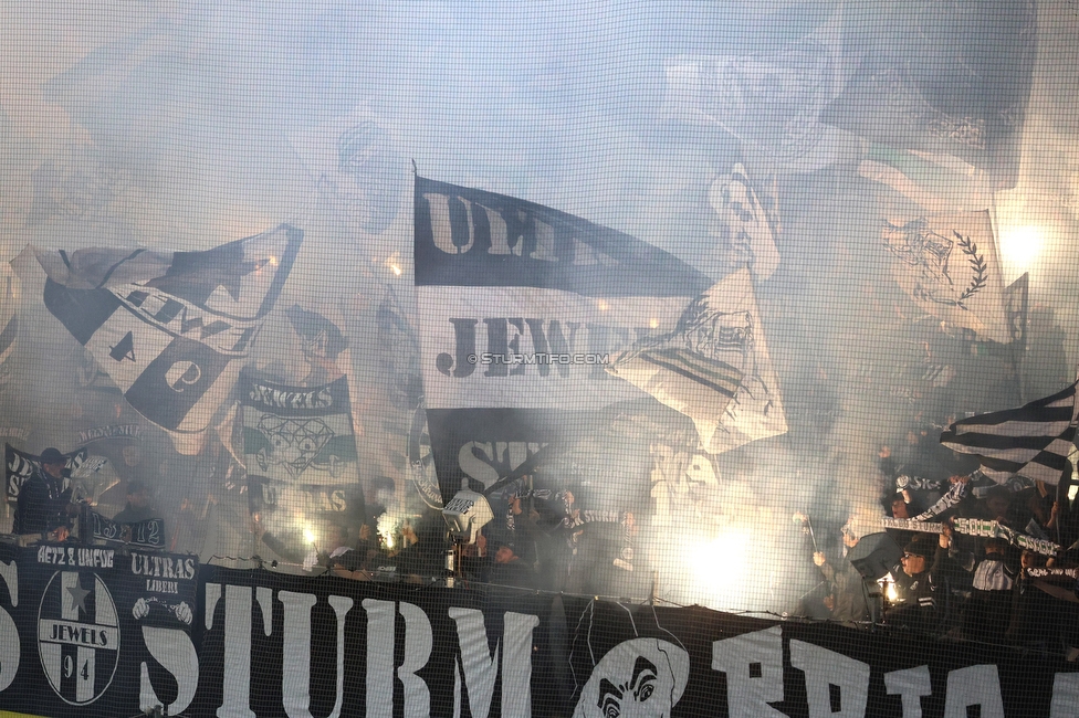 Sturm Graz - LASK
Oesterreichische Fussball Bundesliga, 28. Runde, SK Sturm Graz - LASK, Stadion Graz-Liebenau, 22.04.2026. 

Foto zeigt Fans von Sturm mit einer Choreografie
Schlüsselwörter: pyrotechnik jewels