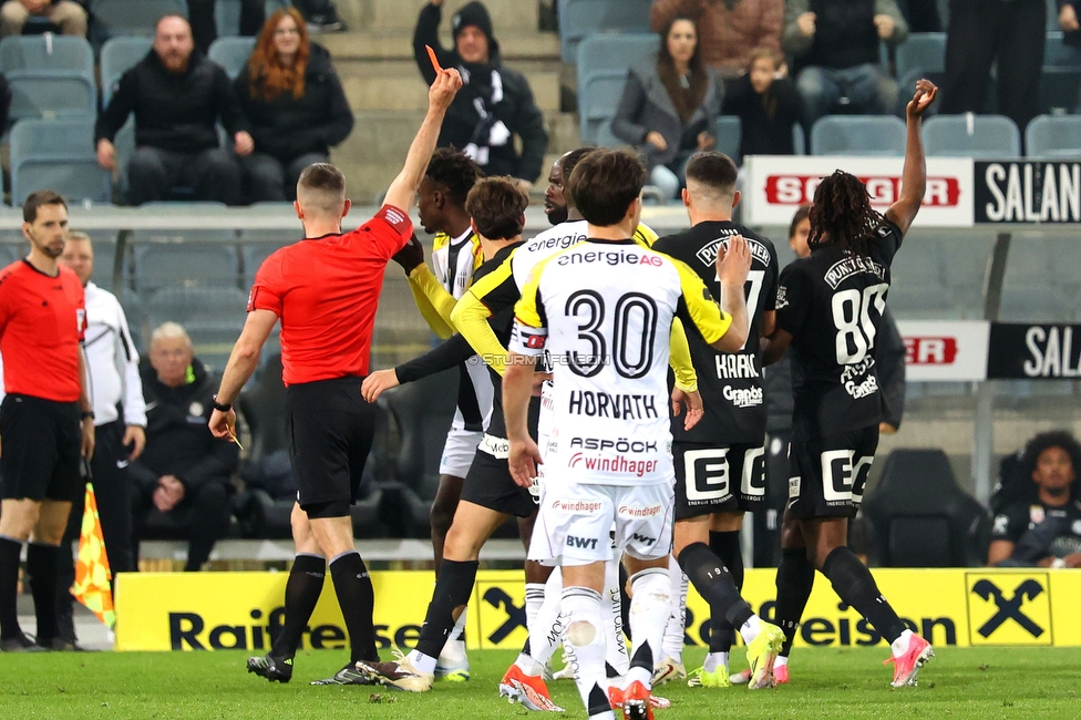 Sturm Graz - LASK
Oesterreichische Fussball Bundesliga, 28. Runde, SK Sturm Graz - LASK, Stadion Graz-Liebenau, 22.04.2026. 

Foto zeigt den Schiedsrichter
