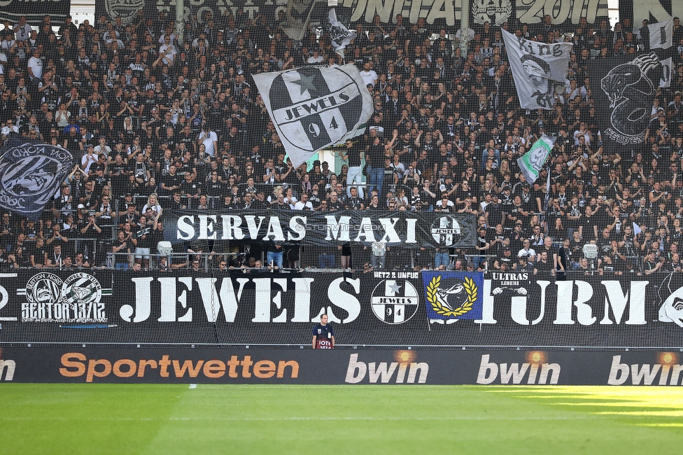 Sturm Graz - Austria Wien
Oesterreichische Fussball Bundesliga, 29. Runde, SK Sturm Graz - FK Austria Wien, Stadion Graz-Liebenau, 26.04.2026. 

Foto zeigt Fans von Sturm mit einem Spruchband
Schlüsselwörter: jewels baby