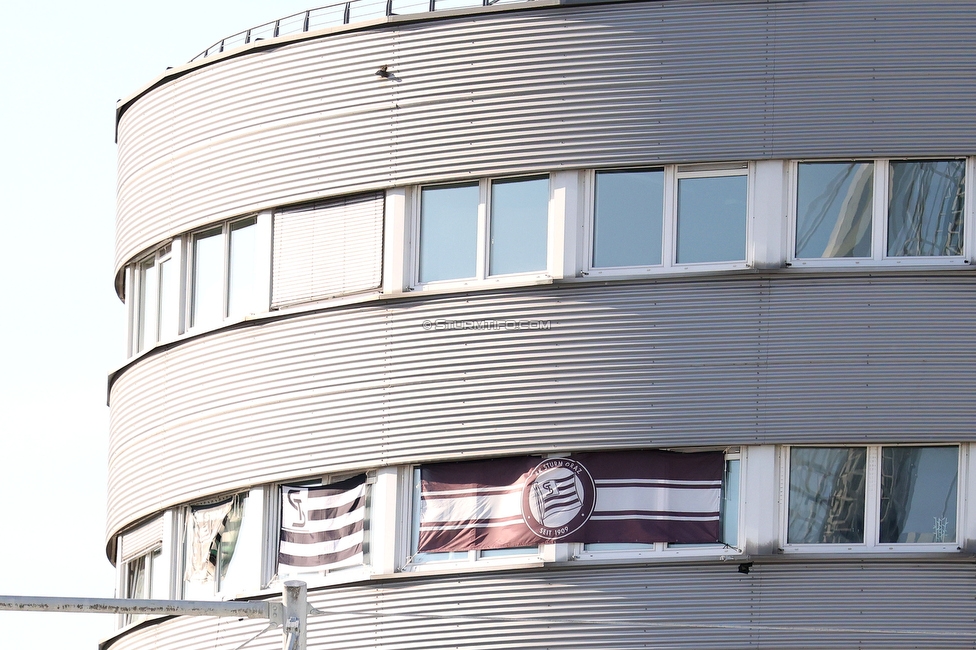 Sturm Graz - Austria Wien
Oesterreichische Fussball Bundesliga, 29. Runde, SK Sturm Graz - FK Austria Wien, Stadion Graz-Liebenau, 26.04.2026. Foto zeigt Fans von Sturm im Stadionturm
