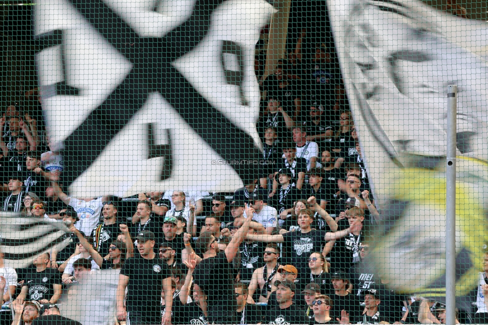 RB Salzburg - Sturm Graz
Oesterreichische Fussball Bundesliga, 30. Runde, FC RB Salzburg - SK Sturm Graz, Stadion Wals-Siezenheim, 03.05.2026.

Foto zeigt Fans von Sturm
Schlüsselwörter: brigata vorsaenger