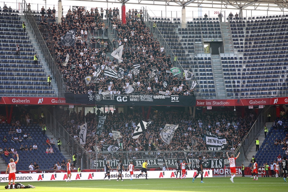 RB Salzburg - Sturm Graz
Oesterreichische Fussball Bundesliga, 30. Runde, FC RB Salzburg - SK Sturm Graz, Stadion Wals-Siezenheim, 03.05.2026.

Foto zeigt Fans von Sturm
