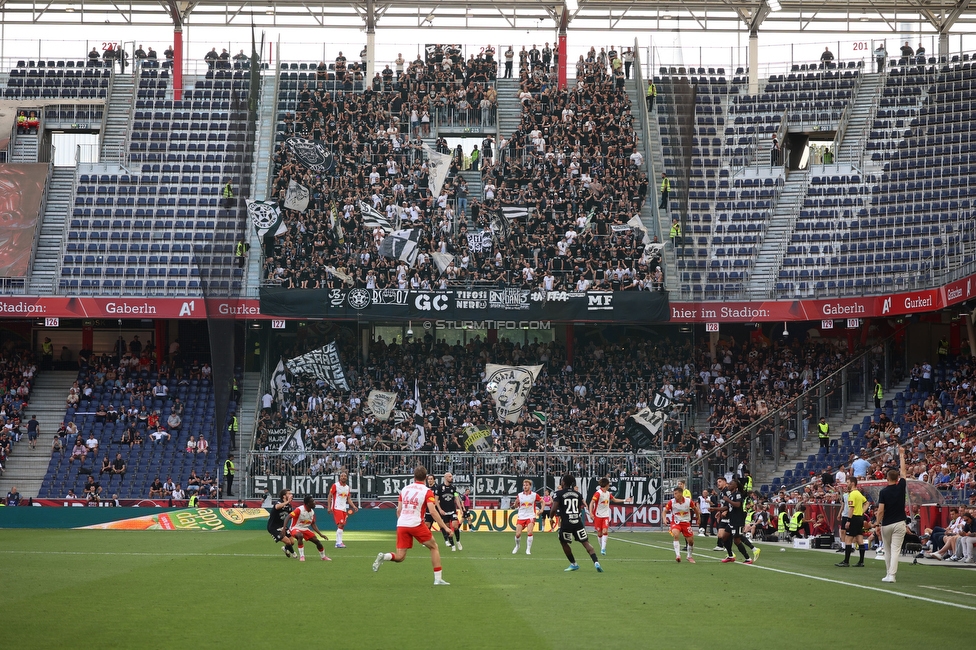RB Salzburg - Sturm Graz
Oesterreichische Fussball Bundesliga, 30. Runde, FC RB Salzburg - SK Sturm Graz, Stadion Wals-Siezenheim, 03.05.2026.

Foto zeigt Fans von Sturm
