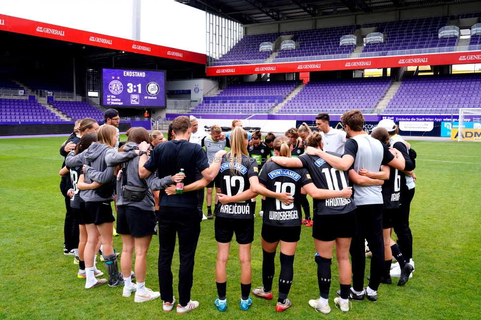 Austria Wien - Sturm Damen
OEFB Frauen Bundesliga, 3. Runde Play-Off, FK Austria Wien - SK Sturm Graz Damen, Generali Arena Wien, 09.05.2026. Foto zeigt die Mannschaft der Sturm Damen
