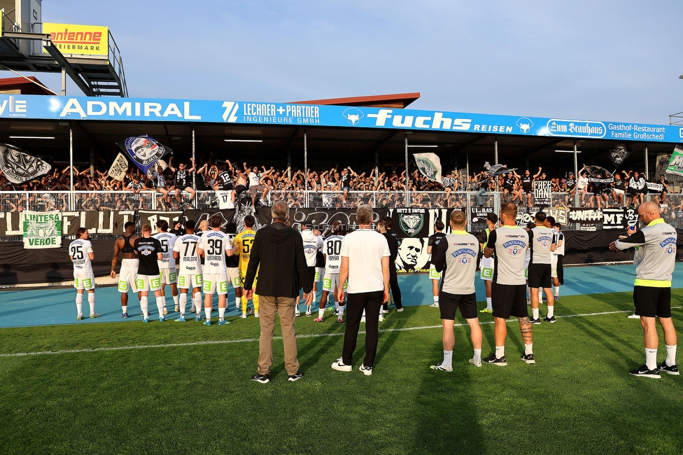 Hartberg - Sturm Graz
Oesterreichische Fussball Bundesliga, 31. Runde, TSV Hartberg - SK Sturm Graz, Profertil Arena Hartberg, 10.05.2026. Foto zeigt Fans von Sturm
