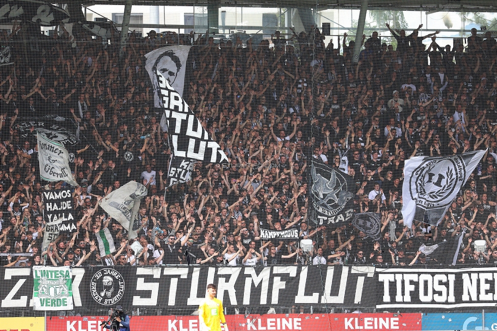 Sturm Graz - Rapid Wien
Oesterreichische Fussball Bundesliga, 32. Runde, SK Sturm Graz - SK Rapid Wien, Stadion Graz-Liebenau, 17.05.2026. Foto zeigt Fans von Sturm
