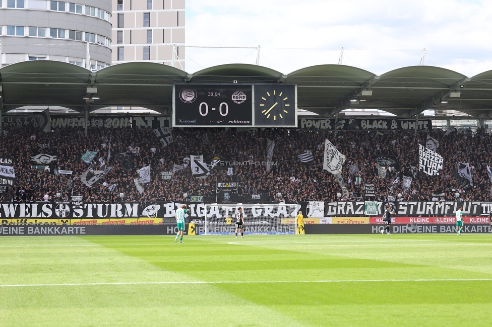 Sturm Graz - Rapid Wien
Oesterreichische Fussball Bundesliga, 32. Runde, SK Sturm Graz - SK Rapid Wien, Stadion Graz-Liebenau, 17.05.2026. Foto zeigt Fans von Sturm

