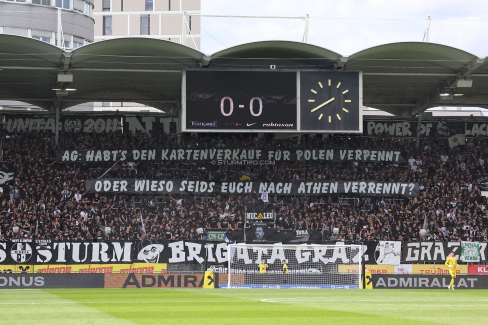 Sturm Graz - Rapid Wien
Oesterreichische Fussball Bundesliga, 32. Runde, SK Sturm Graz - SK Rapid Wien, Stadion Graz-Liebenau, 17.05.2026. Foto zeigt Fans von Sturm mit einem Spruchband
