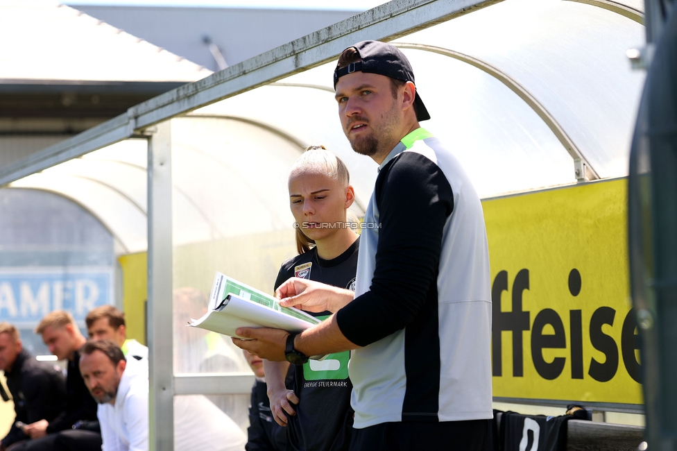 Sturm Damen - Austria Wien
OEFB Frauen Bundesliga, Meistergruppe - 4. Runde, SK Sturm Graz Damen - FK Austria Wien, Trainingszentrum Messendorf, 17.05.2026. Foto zeigt Jakob Gschwandner (Assistenztrainer Sturm Damen)
