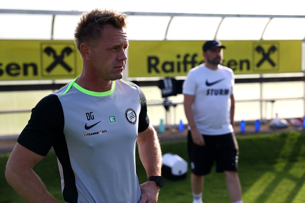 Sturm Damen - St. Poelten
OEFB Frauen Bundesliga, Meistergruppe - 5. Runde, SK Sturm Graz Damen - SKN St. Poelten, Trainingszentrum Messendorf, 22.05.2026. Foto zeigt Daniel Gutschi (Torwart-Trainer Sturm Damen)
