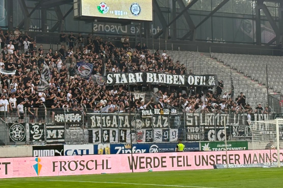 WSG Tirol - Sturm Graz
Oesterreichische Fussball Bundesliga, 1. Runde, WSG Tirol - SK Sturm Graz, Tivoli Stadion Innsbruck, 01.08.2026.

Foto zeigt Fans von Sturm
