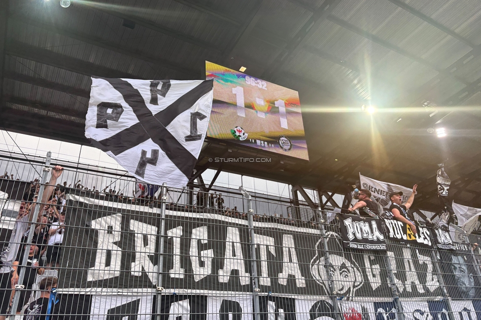 WSG Tirol - Sturm Graz
Oesterreichische Fussball Bundesliga, 1. Runde, WSG Tirol - SK Sturm Graz, Tivoli Stadion Innsbruck, 01.08.2026.

Foto zeigt Fans von Sturm
